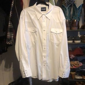 NWOT Wrangler button up